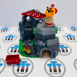 BRIO 33889 Crane & Mountain Tunnel with Sound Wooden - Used