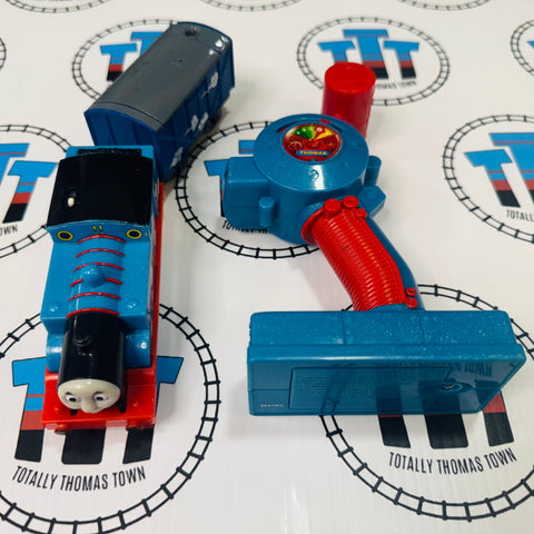 Remote Controlled Thomas 3 Speed (only 2 speeds work and remote stiff to use) (2010 Mattel) Noisy Used - Trackmaster