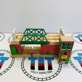 Lifting Bridge #10 No Roof/Stiff to Turn Wooden - Used
