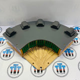 Roundhouse with Splitter Very Good Condition #6 Wooden - Used