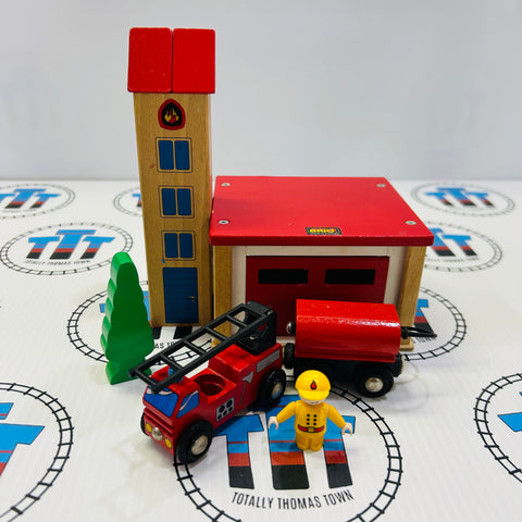 BRIO Fire Station Set #3 33584 Vintage (Different Roof) Wooden - Used