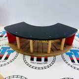 Roundhouse for 5 Trains Small Marks Wooden - Used