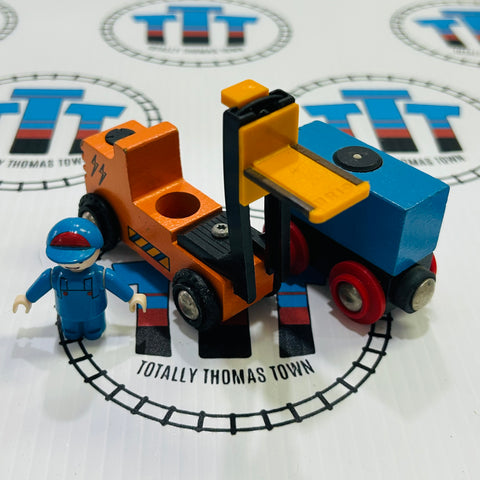 BRIO 33321 Fork Lift and Wagon and Figure Rusted Magnet Set - Used