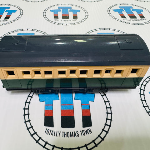 Green Passenger Car Good Condition Used - TOMY