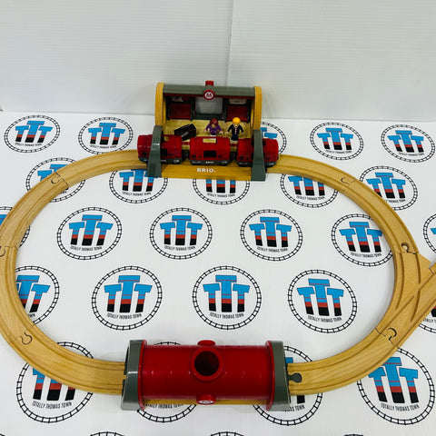 BRIO 33513 Metro Railway Set Discoloured/Stuck Station Doors Wooden - Used