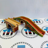 Suddery Transforming Track Bridge Fair Condition Thomas Brand Wooden - Used