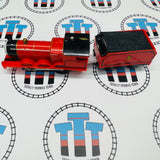 James & Tender (2009) Noisy Rusted Terminal Working Order and different clip Used - Trackmaster