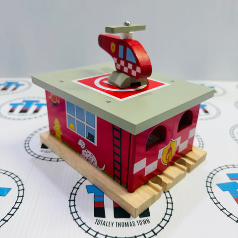 Fire Station Shed BIGJIGS Rail Wooden - New in Box