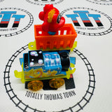 Thomas  - Fizz ‘n Go Thomas with Cargo Car with Dragon New no Package - MINIS
