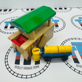 Arlesdale Barrel Loader (1998) with 3 Barrels (Corn, Flour, Molasses) #5 Fair Condition Ripping Stickers Wooden - Used