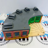 Roundhouse with Scratched Roof/Chipped Splitter #4 Wooden - Used