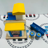 Honey Depot with 2 Barrels and Barrel Car #1 (NOT WORKING Does not fully go up) Wooden - Used