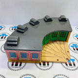 Roundhouse with Splitter #5 Wooden - Used