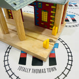 Railway Station Fair Condition Missing Gate BIGJIGS Rail Wooden - Used