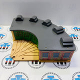 Roundhouse with Splitter in Box Very Good Condition Wooden - Used