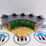 Roundhouse with Splitter #1 Chipped Track Wooden - Used