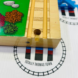Play and Go Carrying Case #2 (Learning Curve 2006) Chipped Wooden - Used