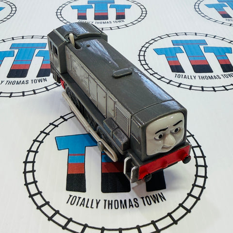 Dennis (2009) Noisy Used - Trackmaster