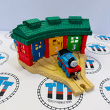 Deluxe Roundhouse with Thomas #1 Chipped Roof Interactive Learning Railway - Used