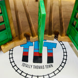 Roundhouse with Turntable (Stained) #2 Chip in Track (Doesn't Affect Use) Older Style Roof Wooden - Used