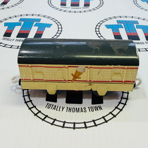 Ice Cream Cargo Fair Condition Used - Trackmaster