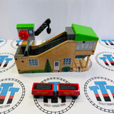 Coal Company with Conveyor #1, 2 Cargo Cars (2002) and 2 Cargo Pieces Chipped Piece Wooden - Used