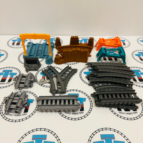 3-In-1 Track Builder Set Missing Sign Used - Trackmaster Revolution
