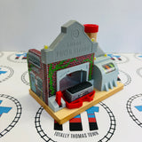 Sodor Power Station (NOT WORKING - SEE NOTES) with 1 Coal Cargo Piece #1 Wooden - Used