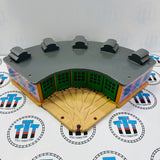 Roundhouse with Splitter #1 Glued Track Peg (Doesn't Affect Use) Wooden - Used