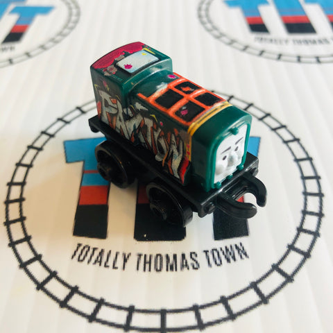 Graffiti Paxton Used - Minis