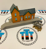Thomas at the Station Set Used Missing 2 Signs - Trackmaster